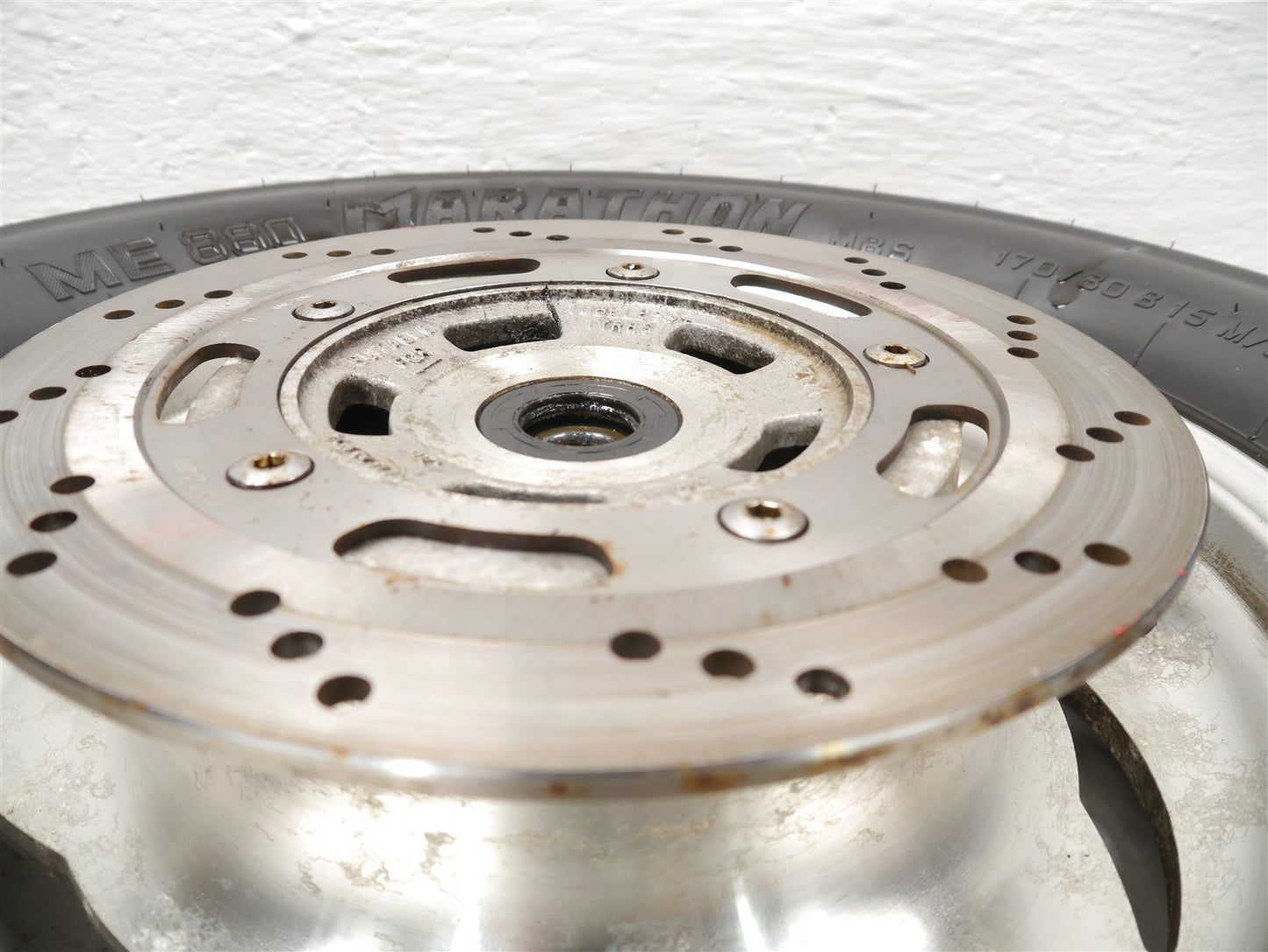 TRIUMPH SPEEDMASTER 2003-2004 REAR WHEEL & BRAKE DISC