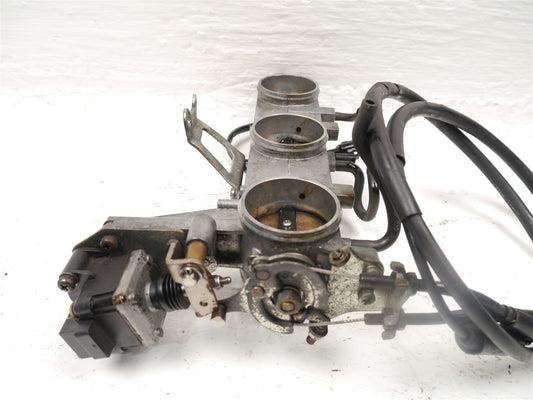 TRIUMPH SPRINT 1050 ST 2005-2007 THROTTLE BODY & CABLES