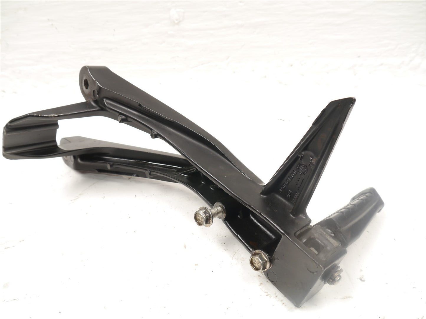 KTM RC125 2014-2016 RIGHT REAR FOOTREST HANGER