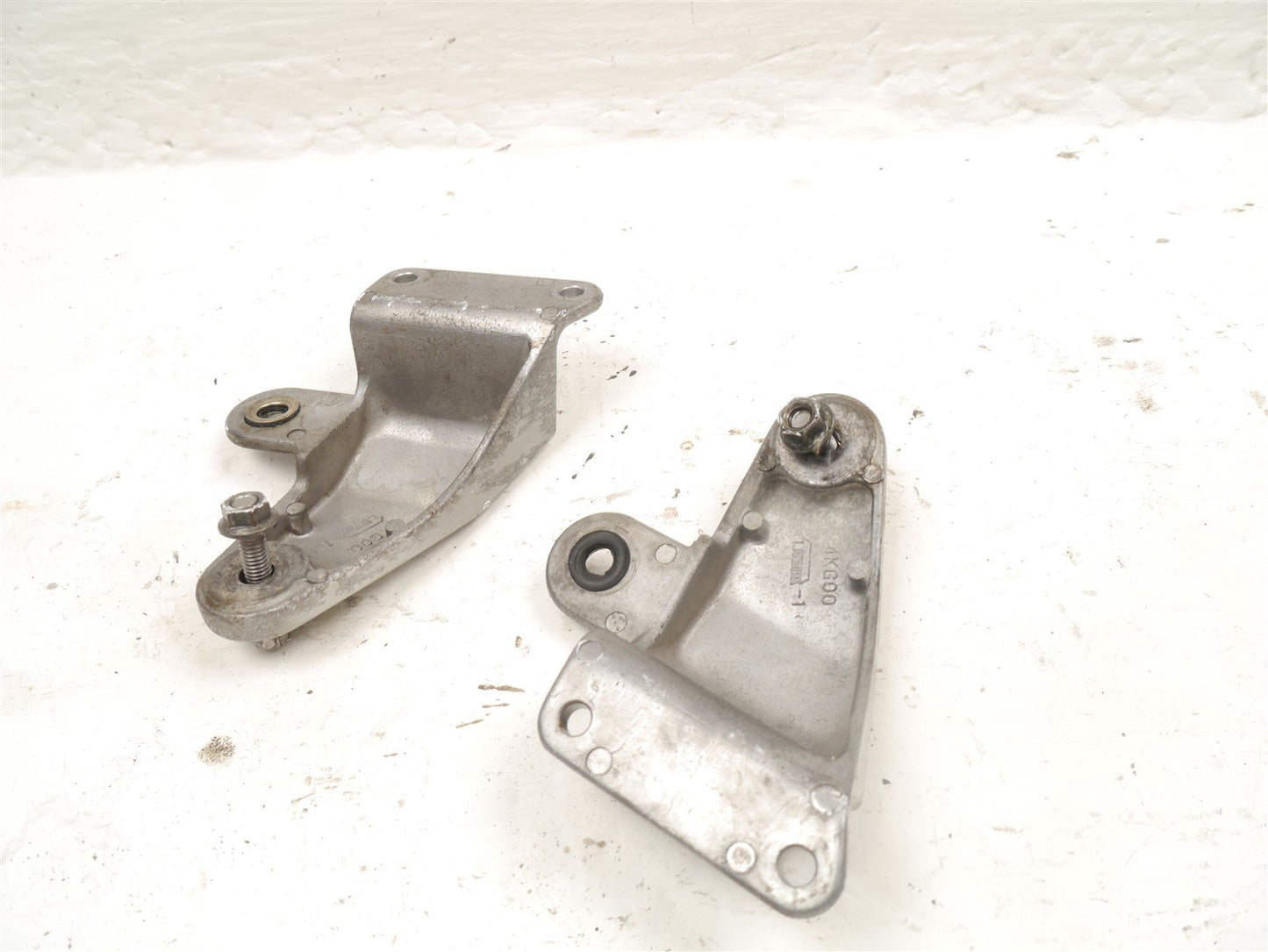 YAMAHA XJR 1300 2002-2005 HEADLIGHT BRACKETS