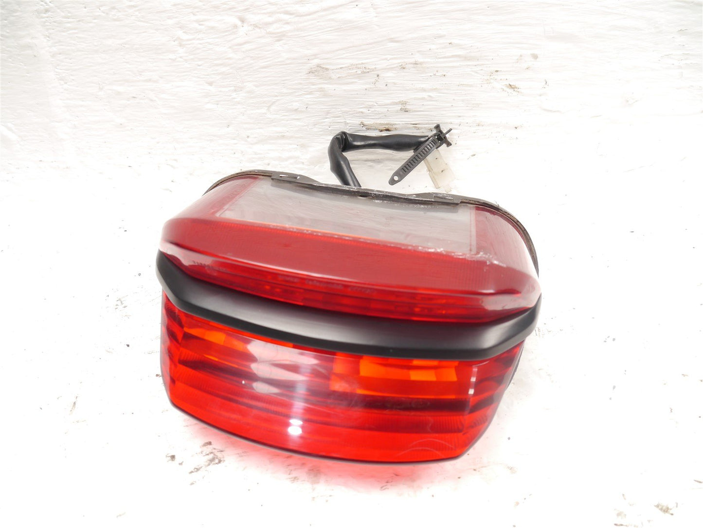 YAMAHA XJR 1300 2002-2005 REAR LIGHT