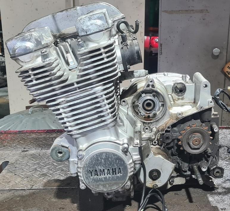 YAMAHA XJR 1300 2002-2005 ENGINE 29K