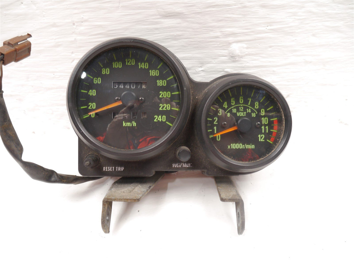 KAWASAKI GPZ750 A UNITRAK 1983-1985 CLOCKS SPEEDOMETER 54,000 KILOMETERS