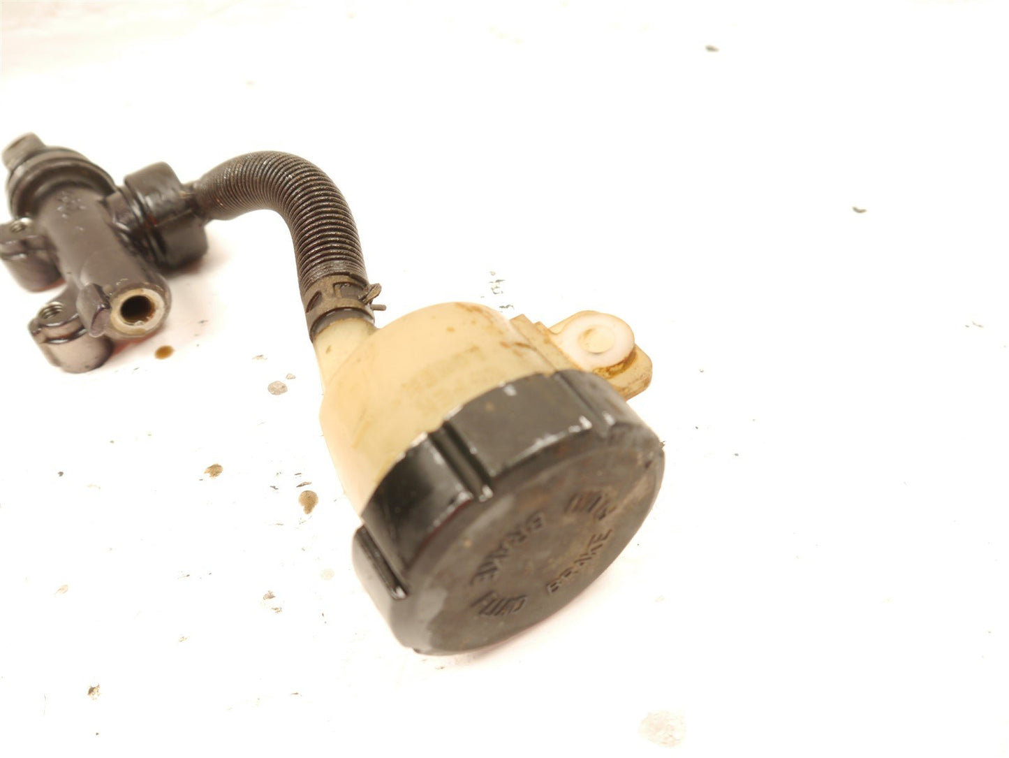 KAWASAKI GPZ750 A UNITRAK 1983-1985 REAR BRAKE MASTER CYLINDER