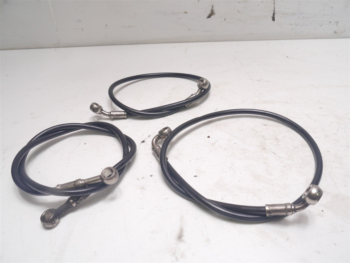 TRIUMPH SPRINT 1050 ST 2005-2009 BRAKE HOSES PIPES X 3