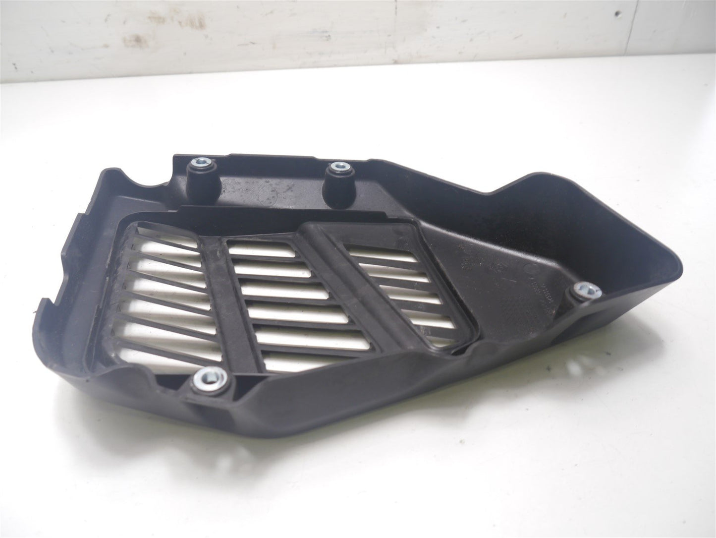 PIAGGIO MEDLEY 125 2016 ONWARD JUST 4933 MILES! RAD RADIATOR COVER FAIRING GRILL