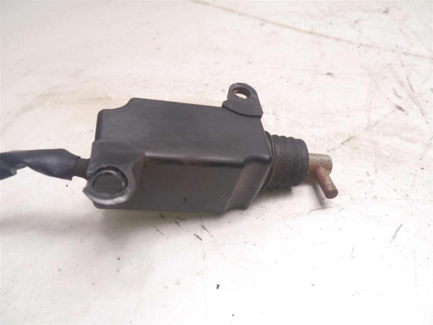 PEUGEOT TWEET 125 2010-2020 SEAT LATCH RELEASE RELAY SOLENOID