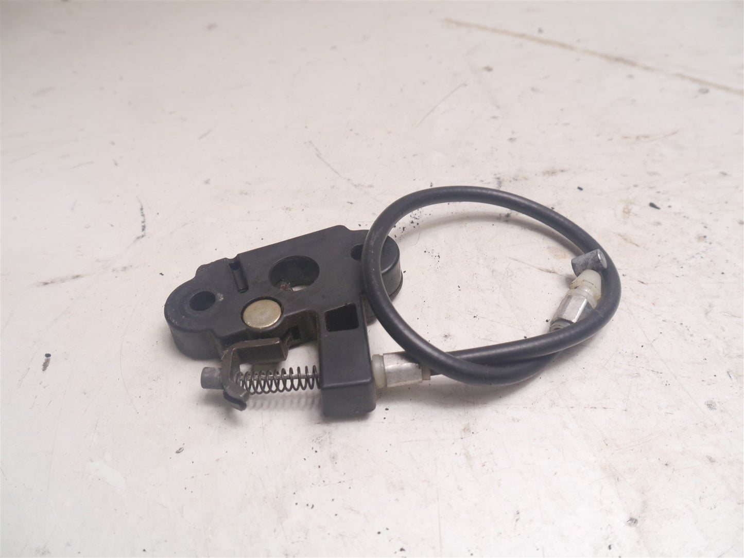 KAWASAKI ZX-6R G NINJA 1998-1999 SEAT LATCH CATCH AND CABLE