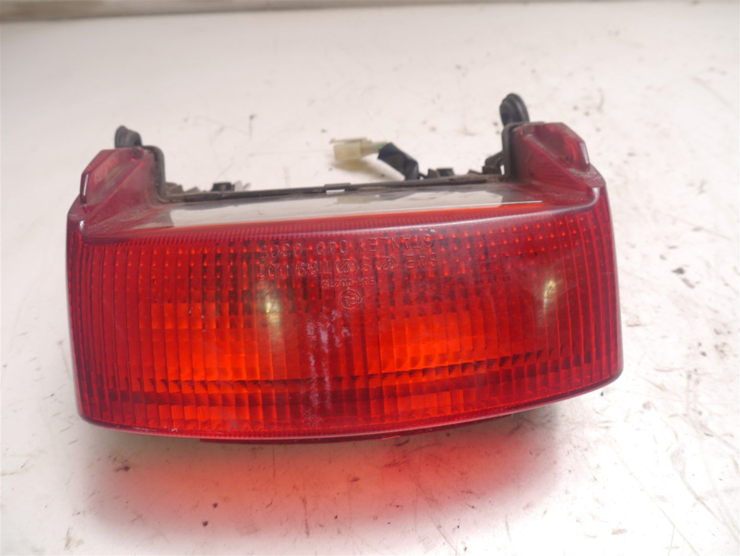 HONDA CBR600 F2 1991-1994 REAR LIGHT UNIT & MOUNT