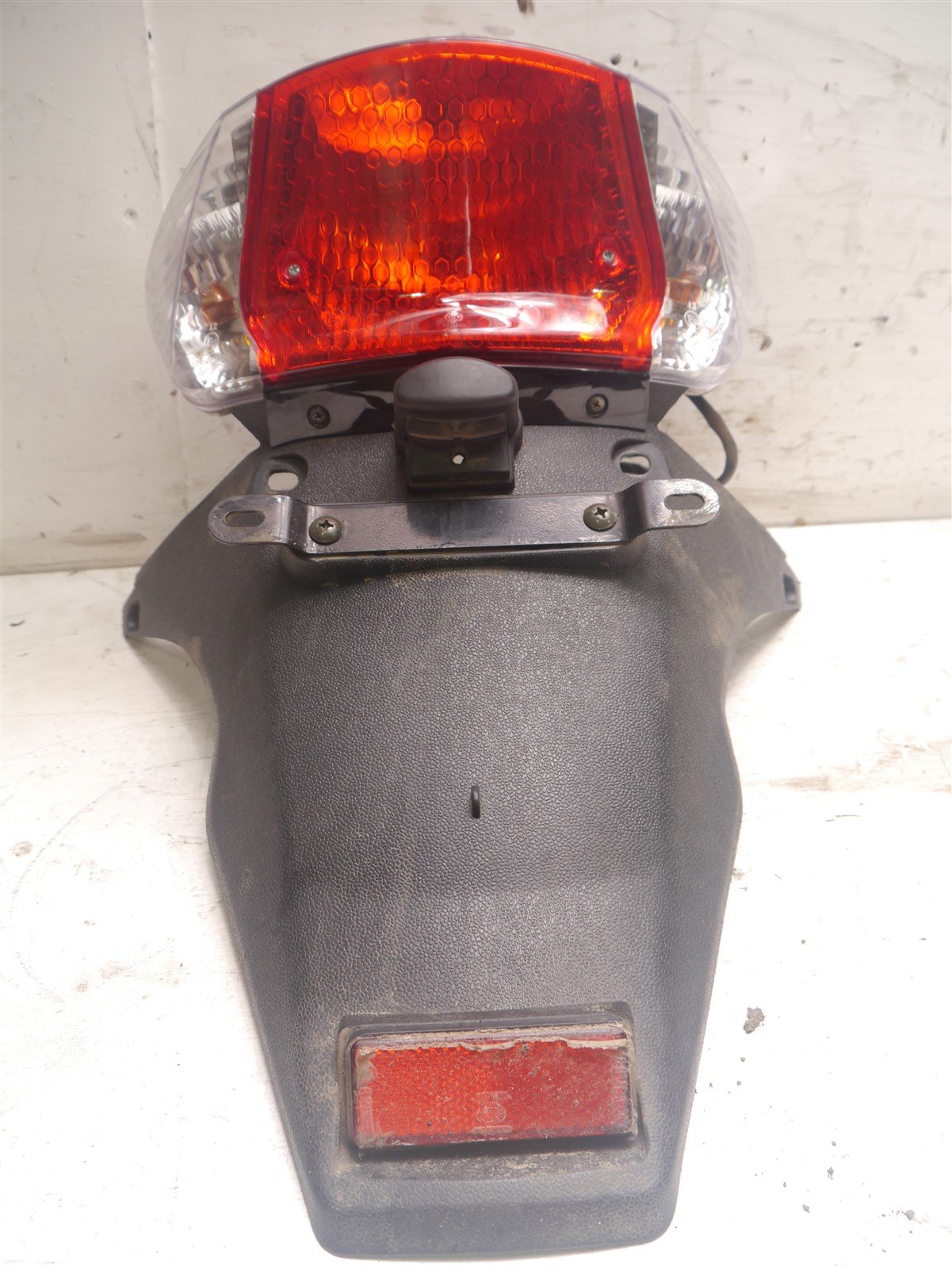 LEXMOTO TITAN 125 2017-2020 REAR LIGHT UNIT