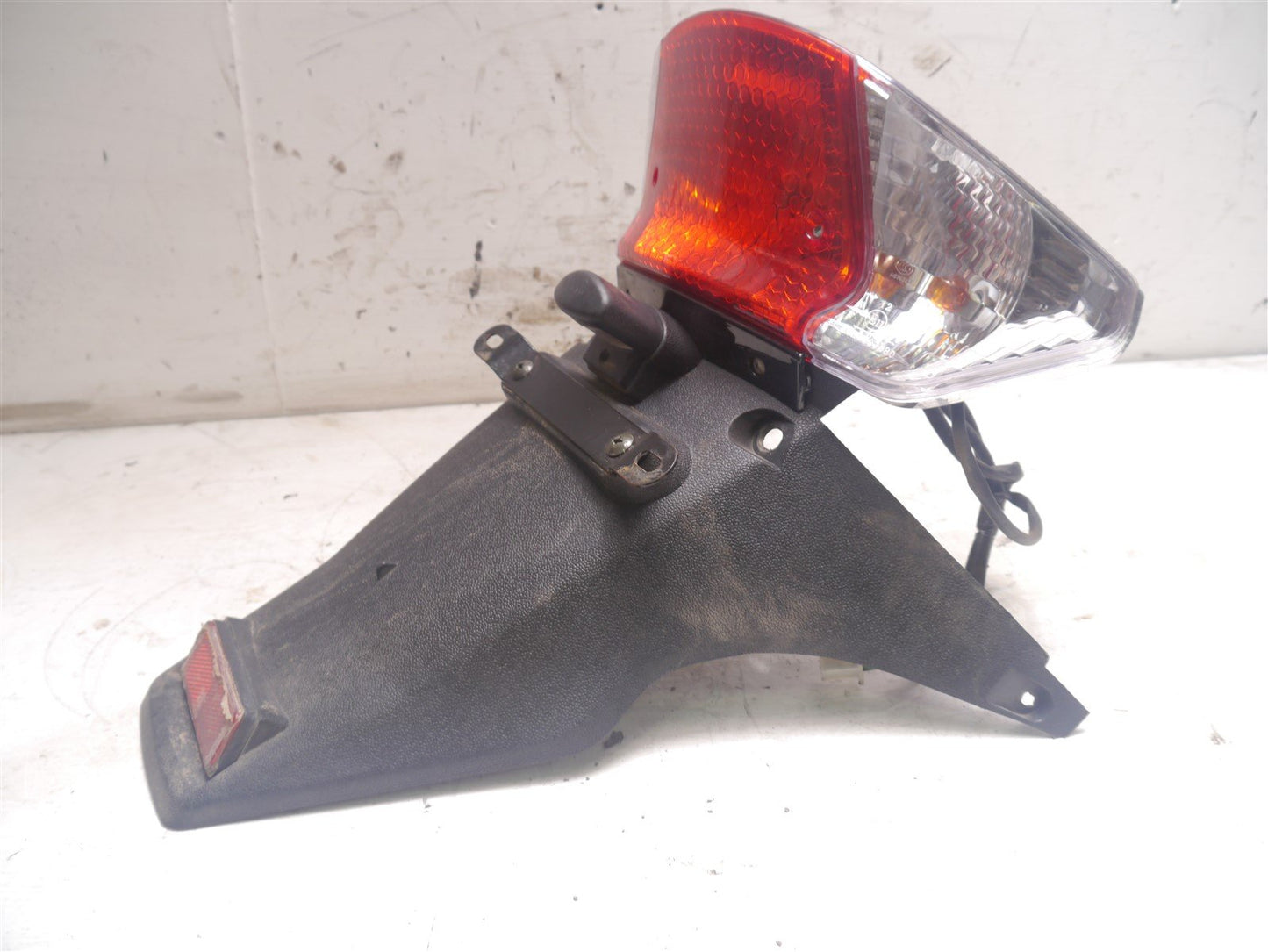 LEXMOTO TITAN 125 2017-2020 REAR LIGHT UNIT