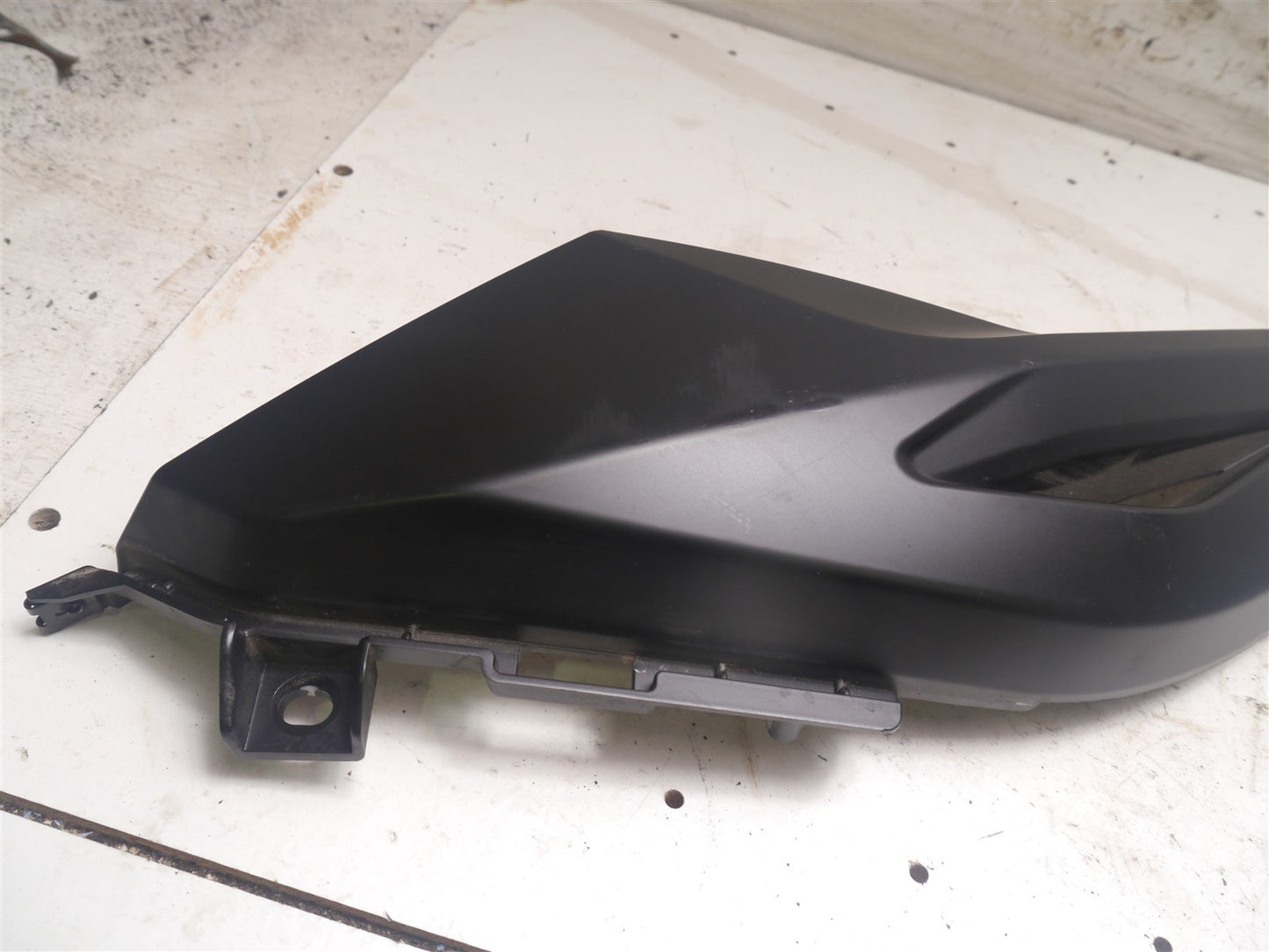 LEXMOTO AURA 125 2020-2021 LEFT FAIRING PANEL IN BLACK