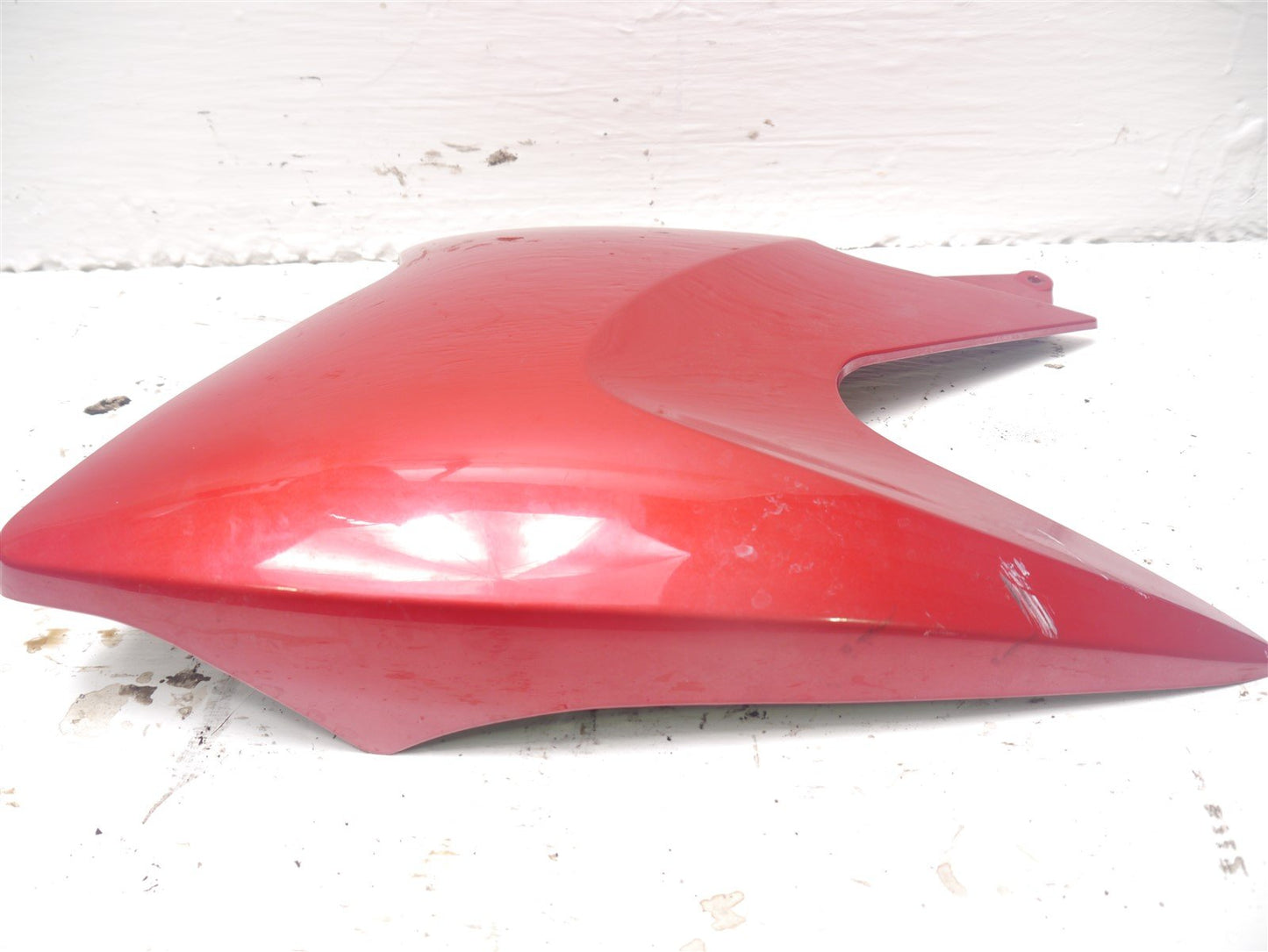 YAMAHA YBR125 2010-2014 RIGHT FUEL TANK FAIRING IN RED