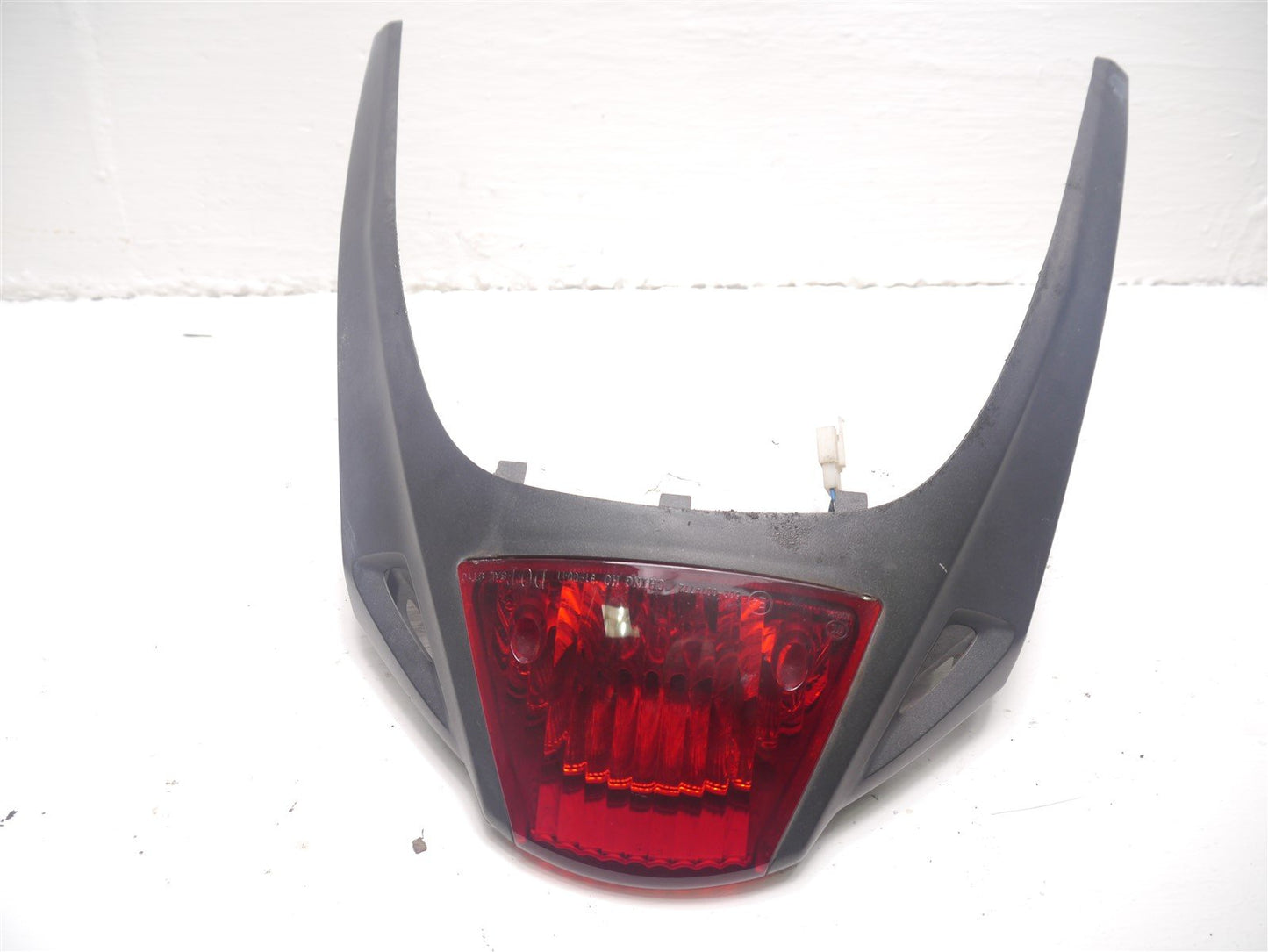 APRILIA SR 125 MOTARD 2012-2016 REAR LIGHT AND FAIRING