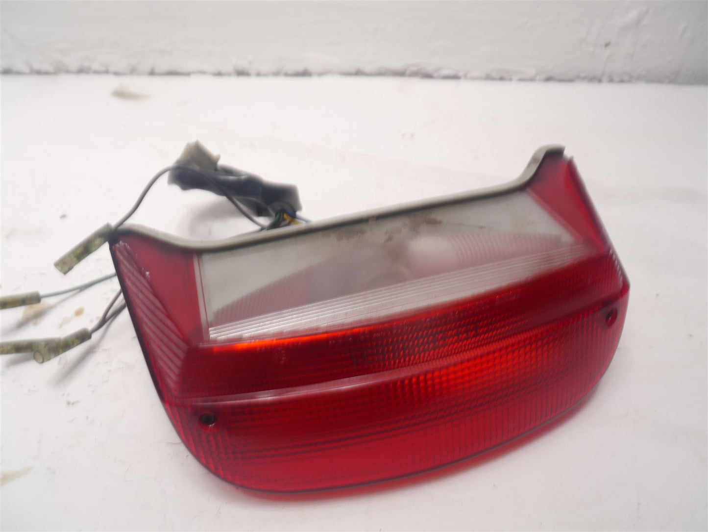 YAMAHA XJ900 DIVERSION 1995-2003 REAR LIGHT