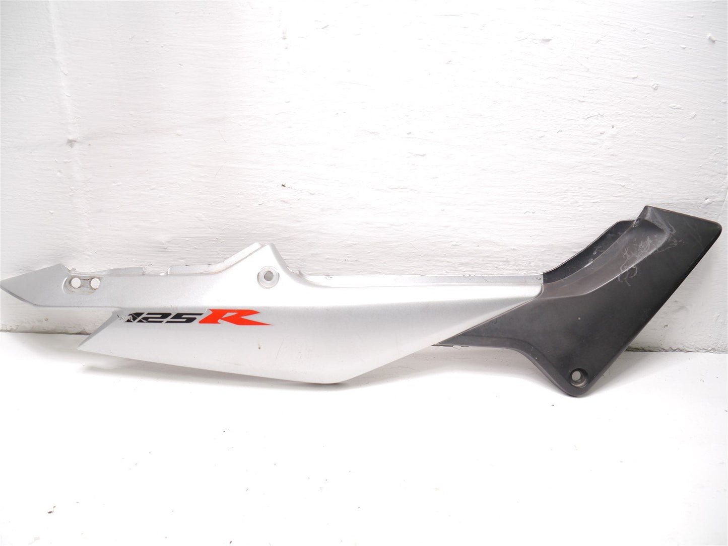 HONDA CBR125 R 2004-2006 RIGHT SIDE PANEL FAIRING