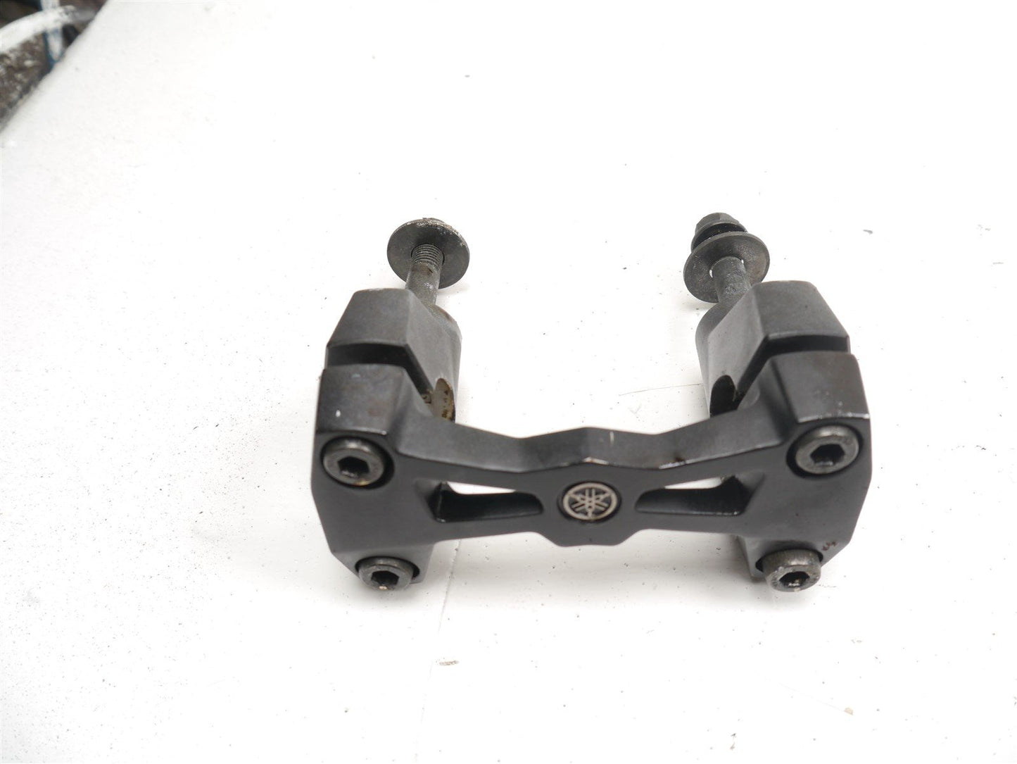 YAMAHA MT125 2014-2018 HANDLEBAR RISERS CLAMPS