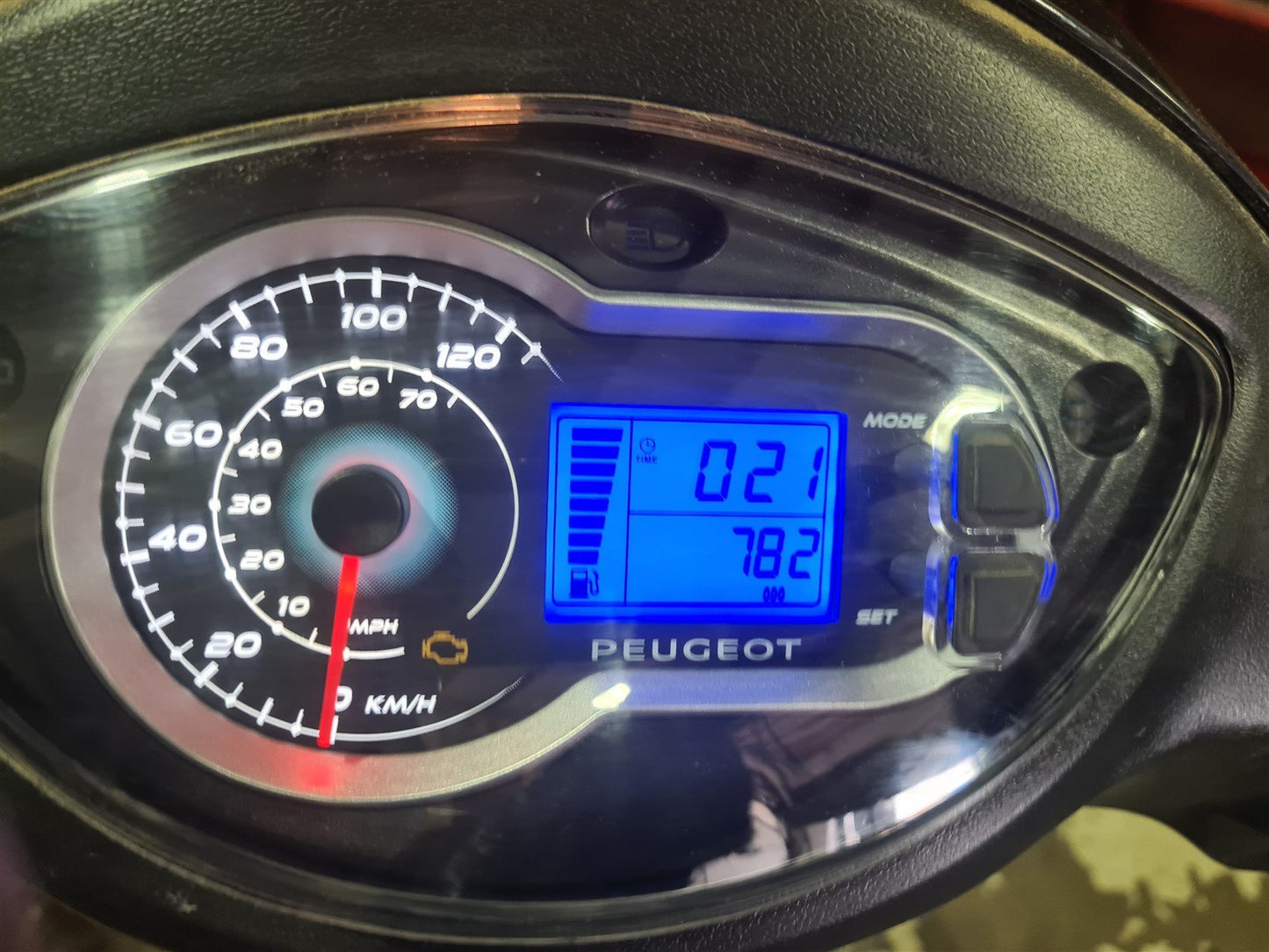 PEUGEOT TWEET 125 2019-2023 FUEL GAUGE SENDER UNIT 782 KILOMETERS