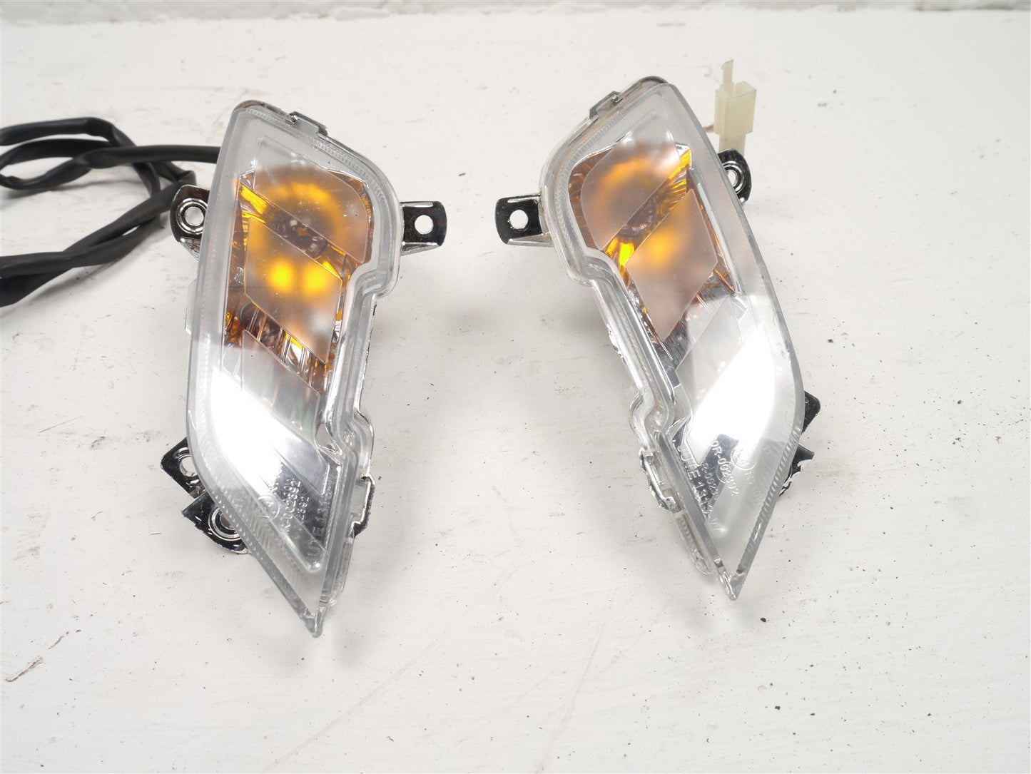 PEUGEOT TWEET 125 2019-2023 FRONT INDICATORS X 2