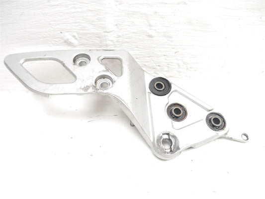 SUZUKI GSF 650 BANDIT 2005-2006 FRONT RIGHT FOOTREST HANGER