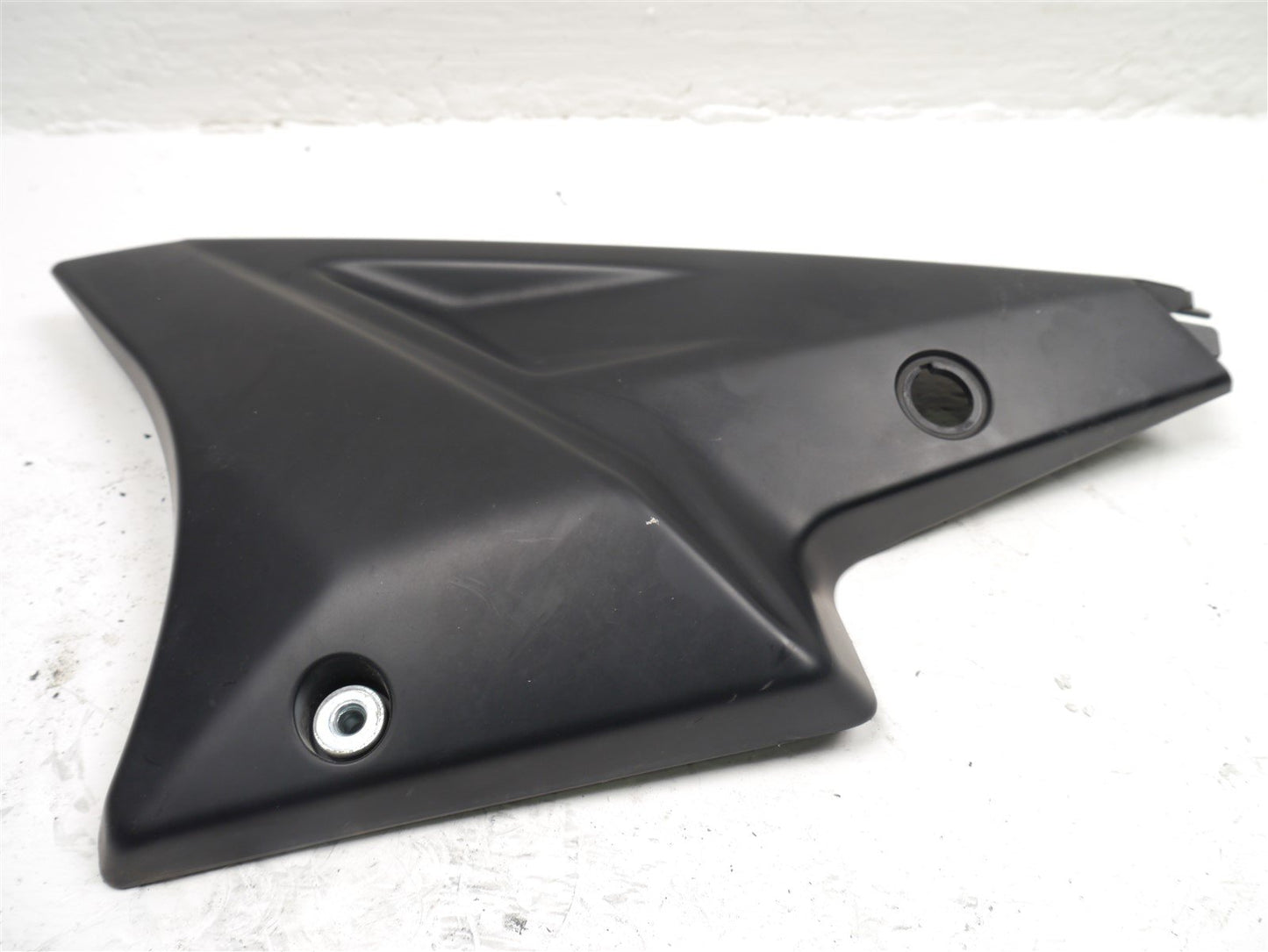 SINNIS RSX125 EFI LEFT SIDE PANEL