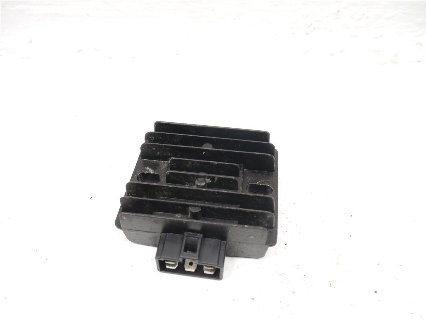 SINNIS RSX125 EFI VOLTAGE REGULATOR RECTIFIER