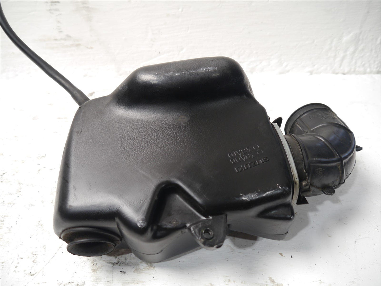 SUZUKI VS750 INTRUDER 1985-1991 FRONT AIRBOX