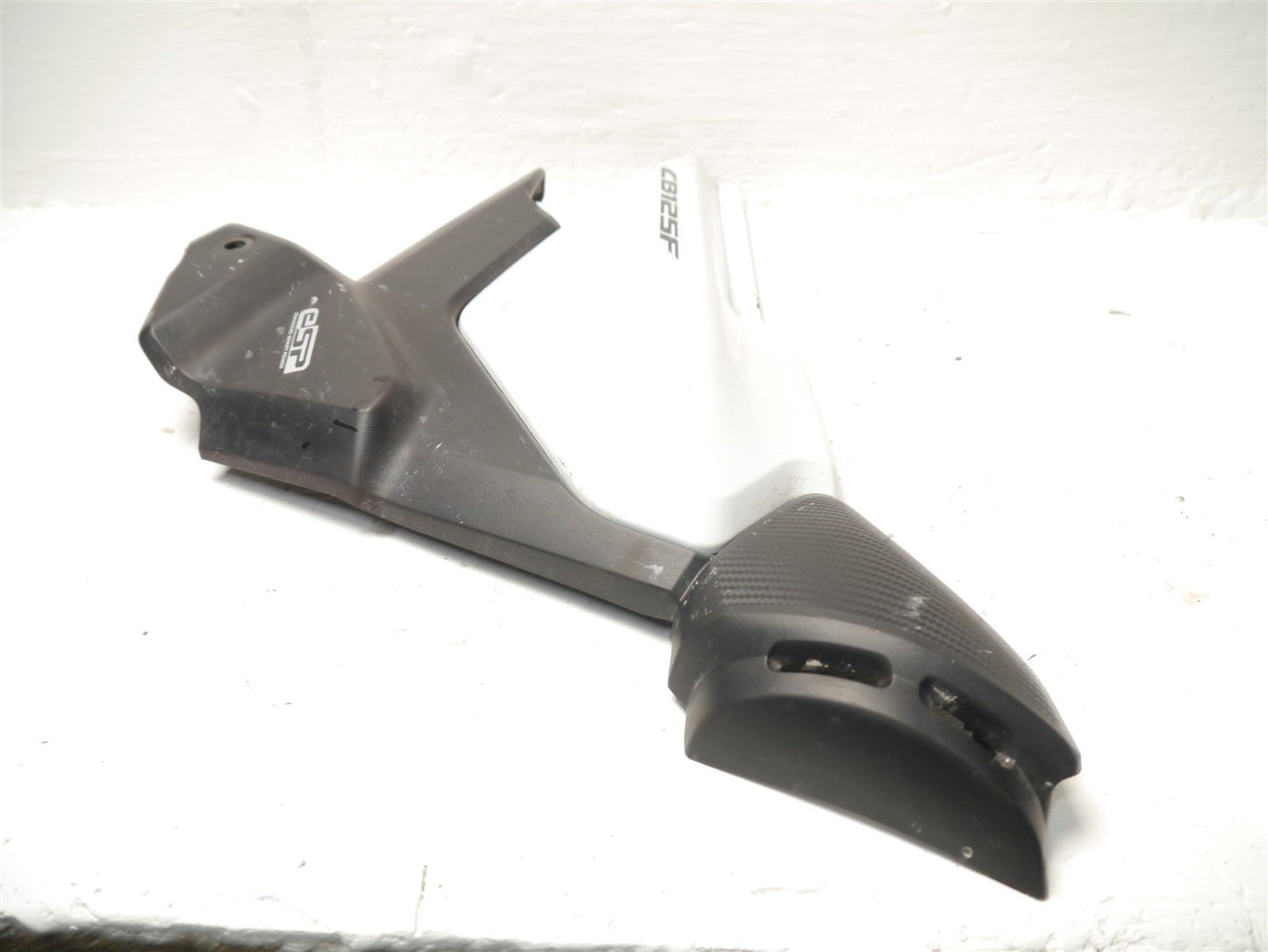 HONDA CB125F 2021-2023 RIGHT SIDE PANEL