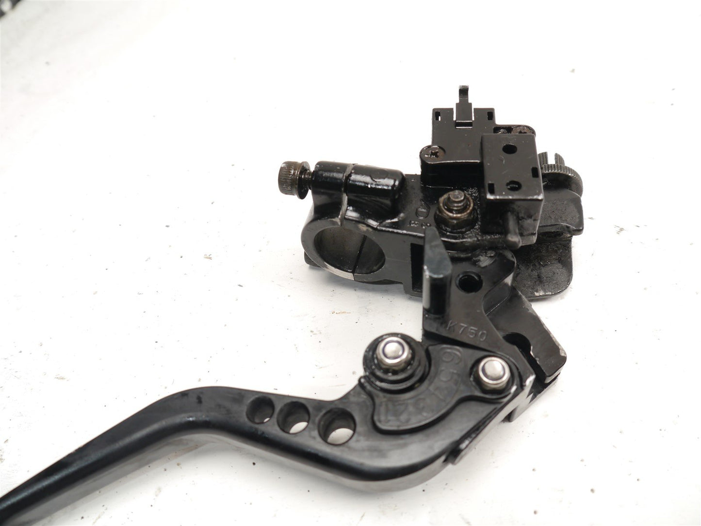 KAWASAKI ZX-6R G 1998-1999 CLUTCH LEVER MOUNT