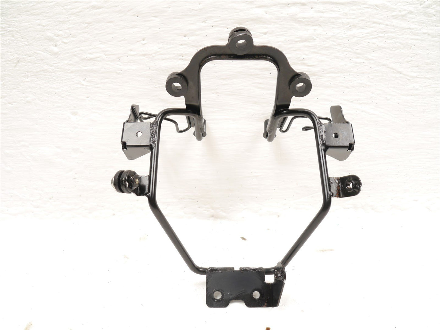 YAMAHA YS125 2017-2021 HEADLIGHT MOUNTING BRACKET